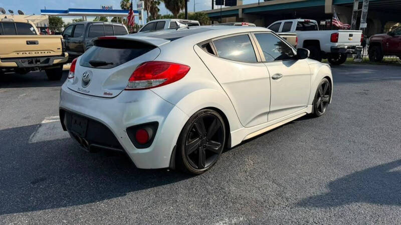 2013 Hyundai Veloster Turbo