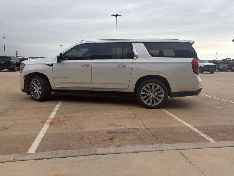 2023 GMC Yukon XL Denali