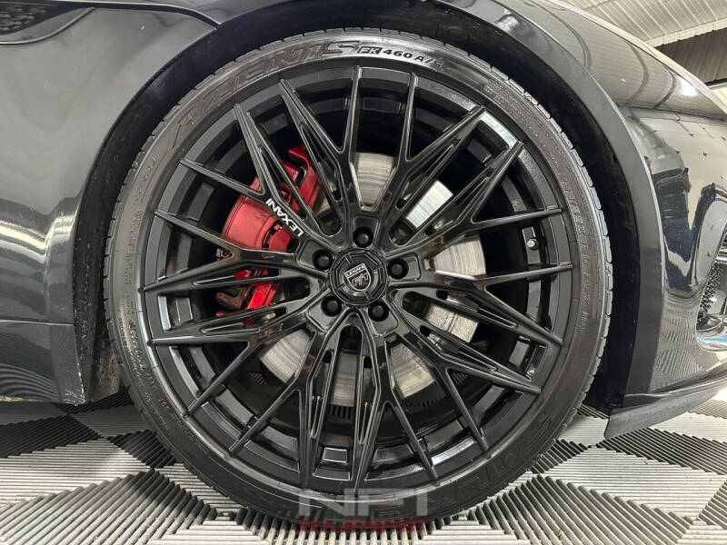 2018 Jaguar F-TYPE R