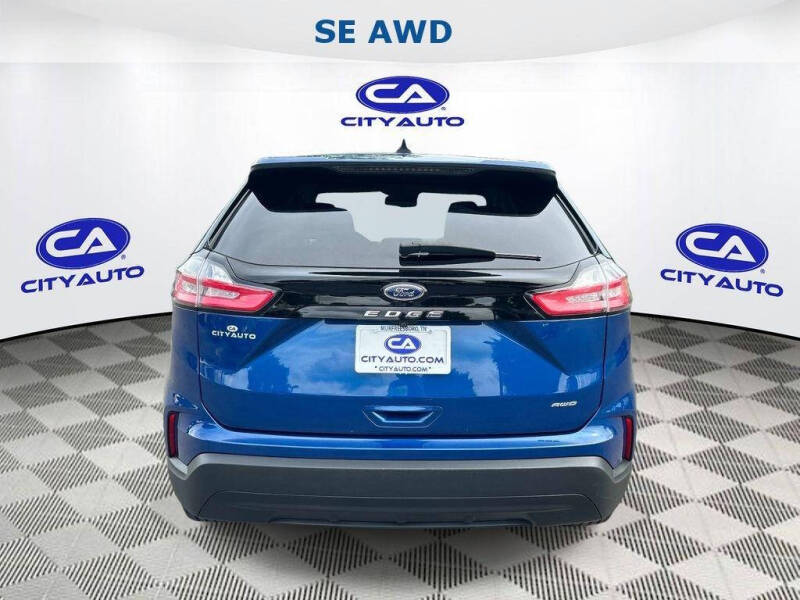 2023 Ford Edge SE