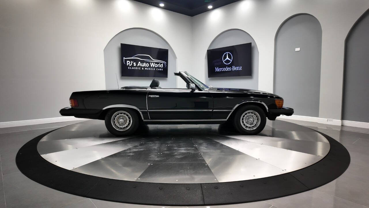 1982 Mercedes-Benz 380-Class 4