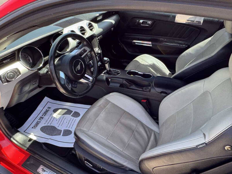 2017 Ford Mustang EcoBoost Premium
