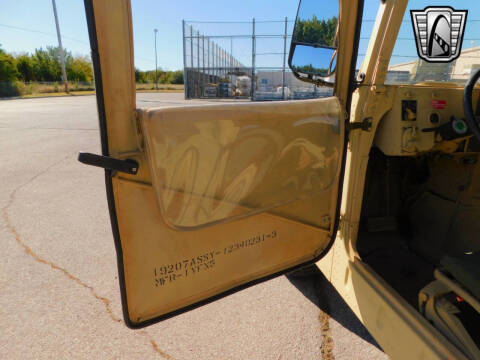 1995 AM General Hummer Hard Top