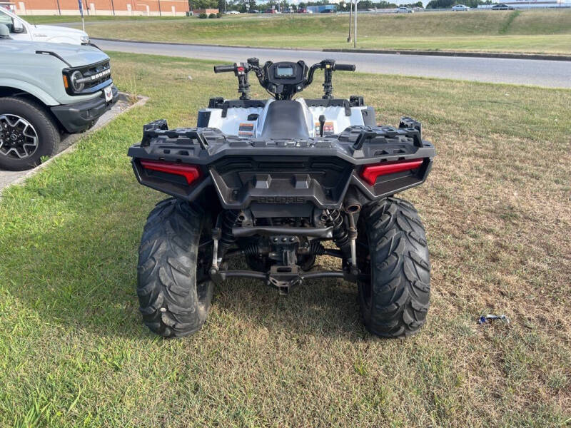 2019 Polaris n/a