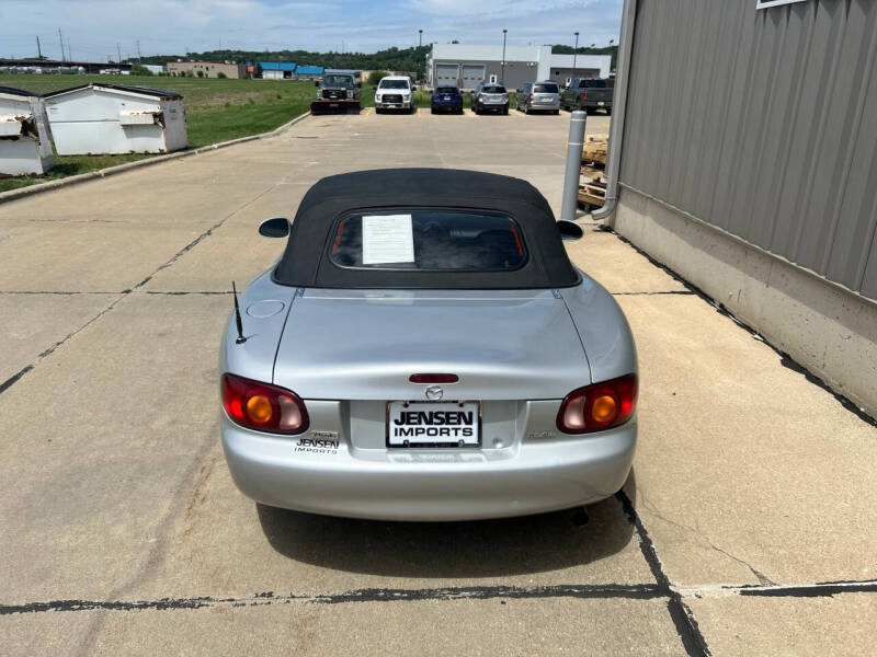 1999 Mazda MX-5 Miata