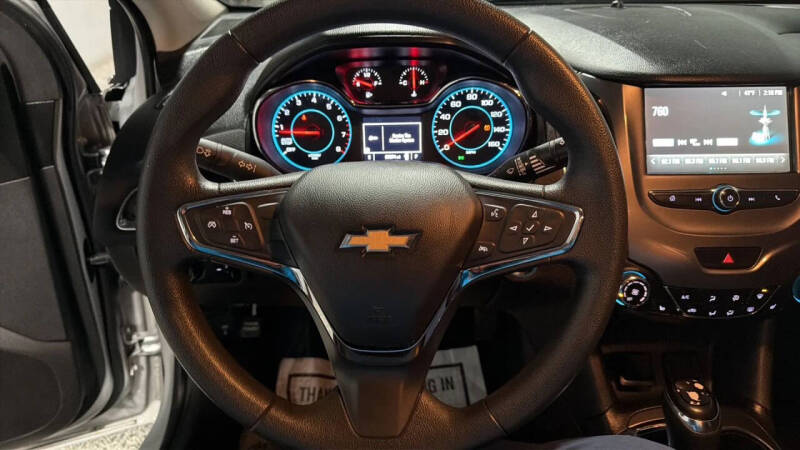 2017 Chevrolet Cruze LT Auto