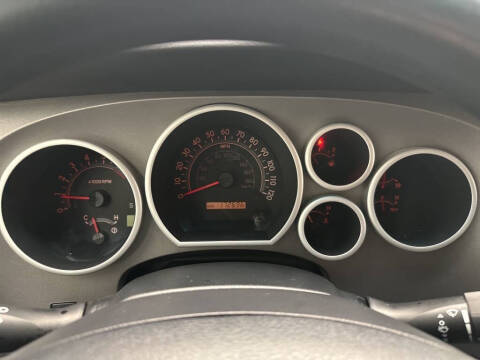 2011 Toyota Tundra Grade