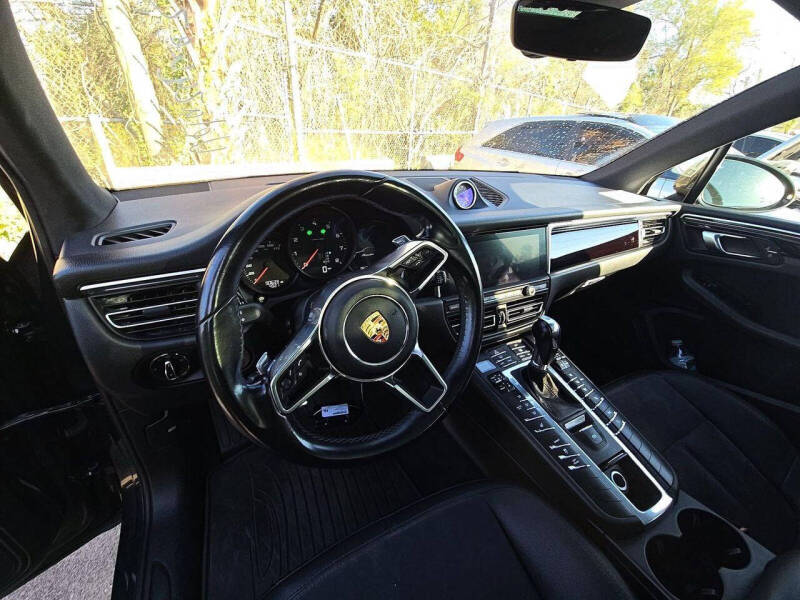 2019 Porsche Macan