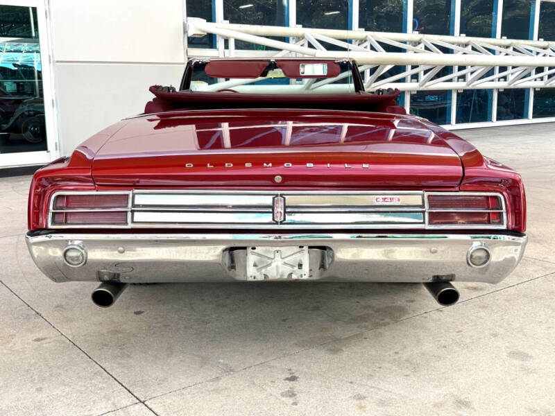 1965 Oldsmobile Cutlass