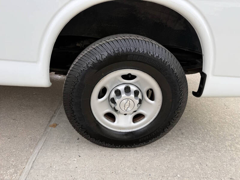 2020 Chevrolet Express 2500