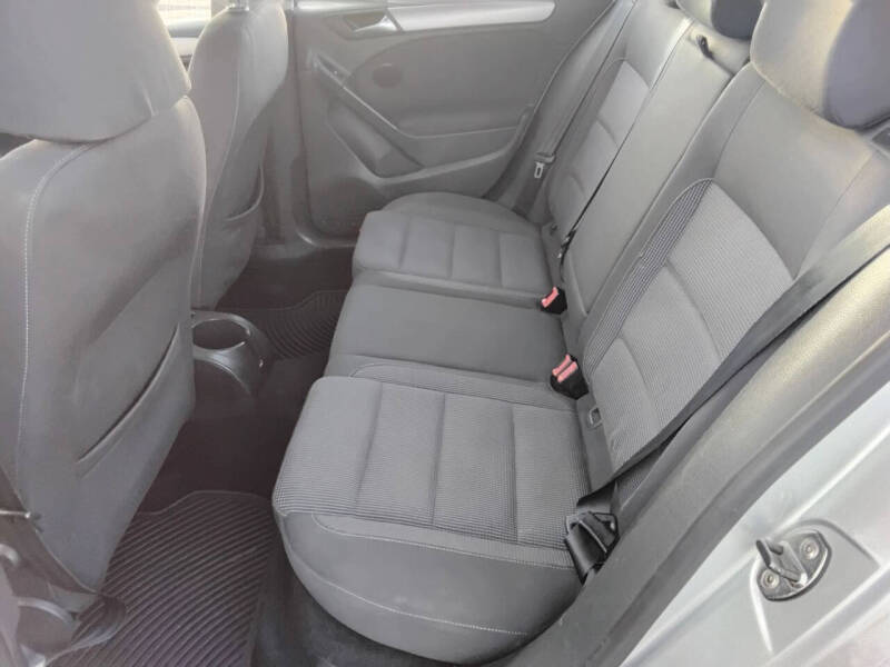 2011 Volkswagen Golf 2.5L
