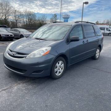 2009 Toyota Sienna for sale at Dealmaker Auto Sales in Jacksonville FL