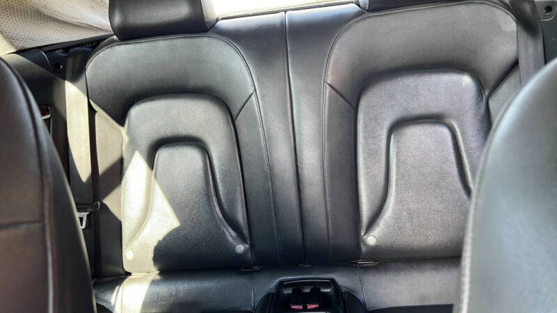 2010 Audi A5 2.0T quattro Premium