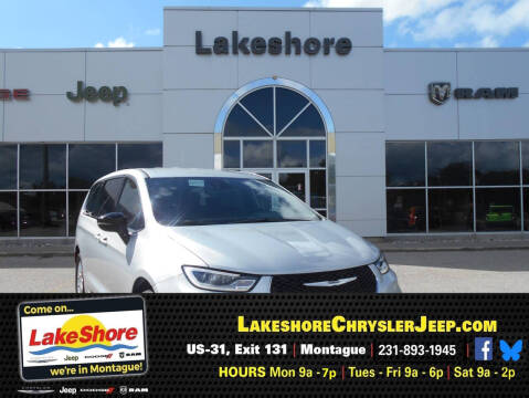 2026 Chrysler Pacifica Select