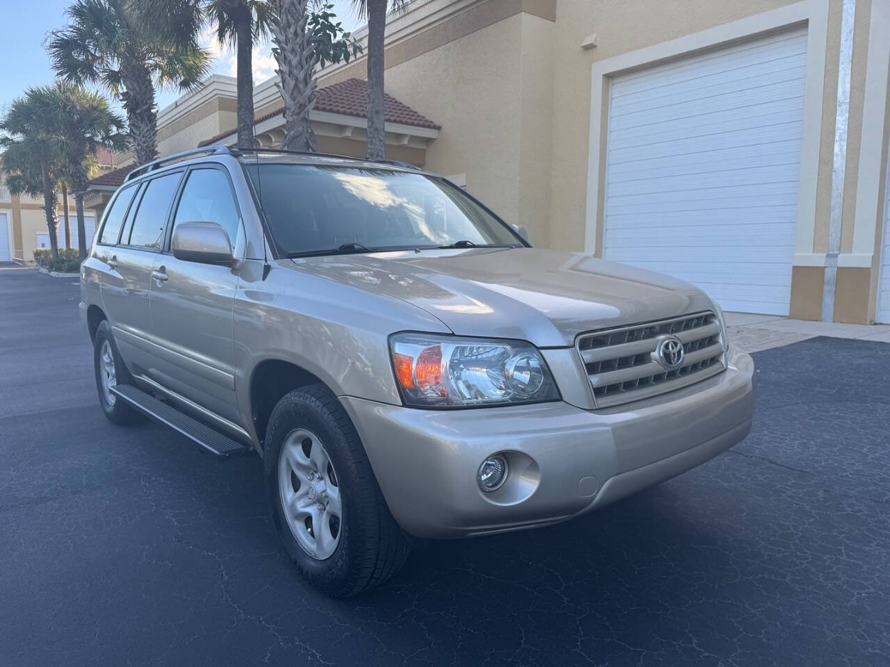 2006 Toyota Highlander for sale at LP AUTO SALES in Naples, FL