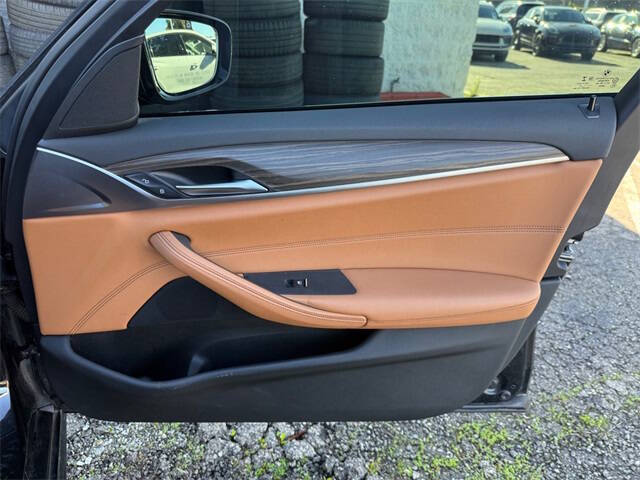 2022 BMW 5 Series 530i