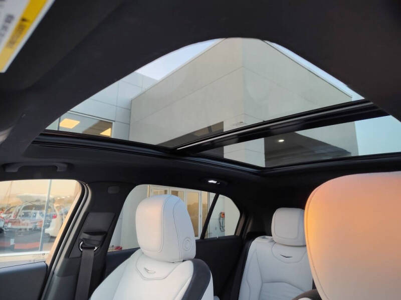 2025 Cadillac XT4 Sport