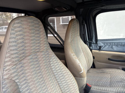 2000 Jeep Wrangler SE