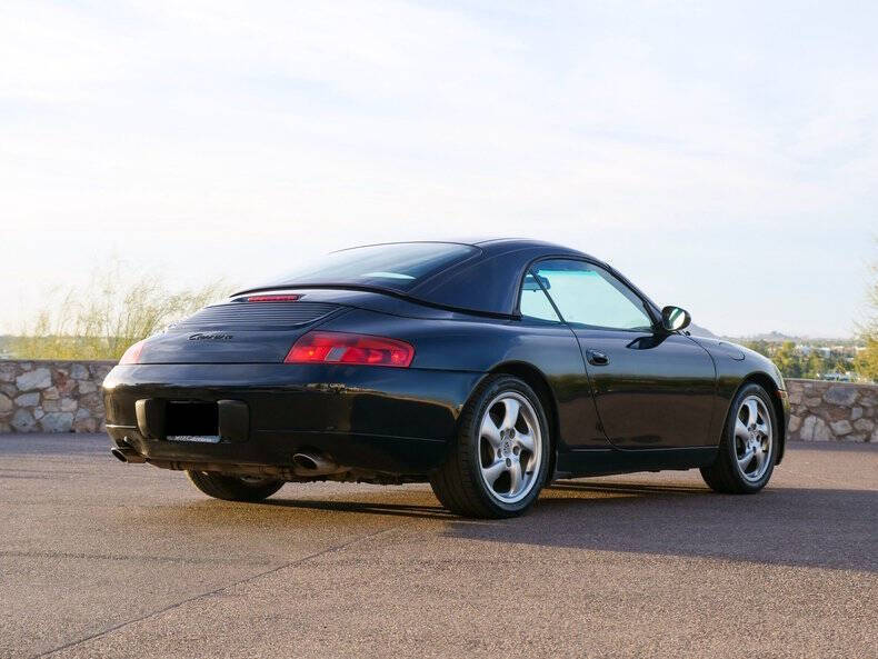 1999 Porsche 911 Carrera