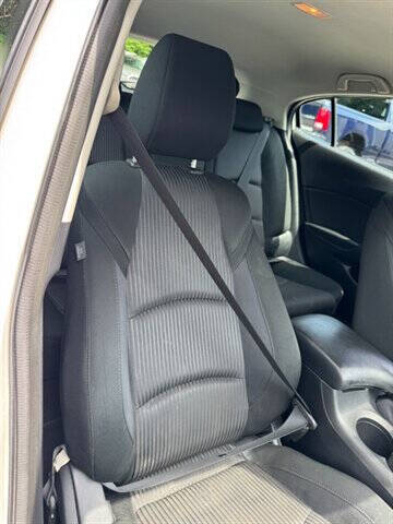 2015 Mazda MAZDA3 i Touring