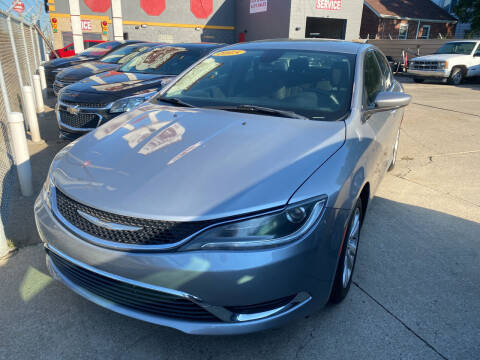 2015 Chrysler 200 for sale at Matthew's Stop & Look Auto Sales in Detroit MI