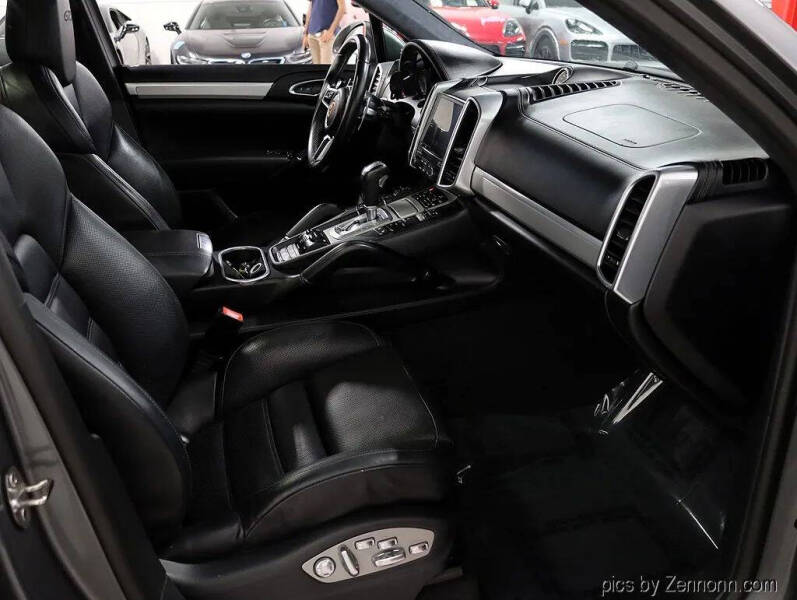 2018 Porsche Cayenne GTS