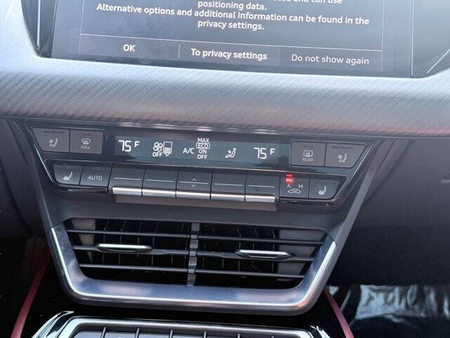 2024 Audi e-tron GT quattro Premium Plus