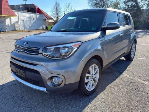 2017 Kia Soul +