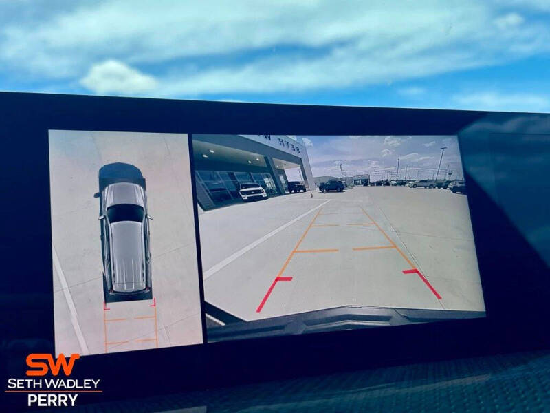 2025 Cadillac Escalade-V