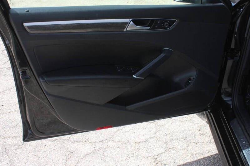 2016 Volkswagen Passat