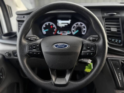 2025 Ford Transit 250