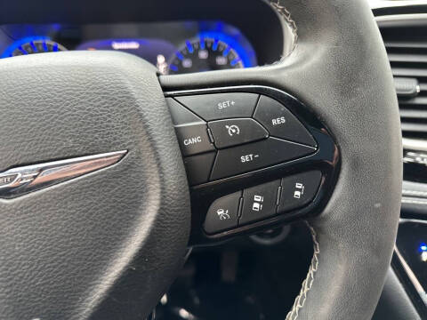 2022 Chrysler Pacifica Touring