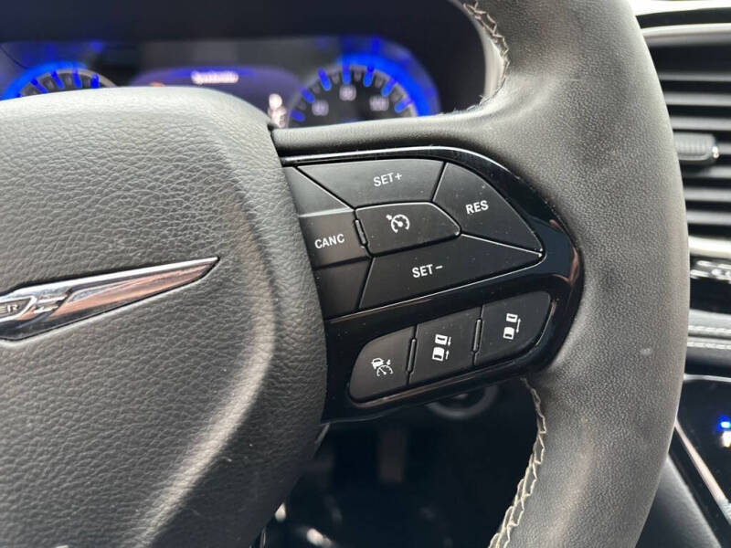 2022 Chrysler Pacifica Touring