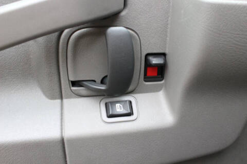 2025 Chevrolet Express 3500