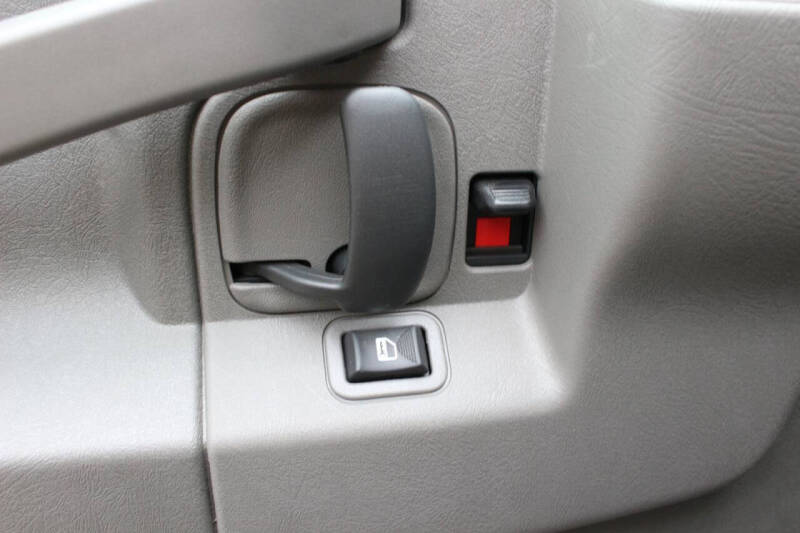 2025 Chevrolet Express 3500