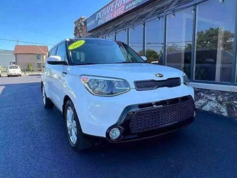 2016 Kia Soul +