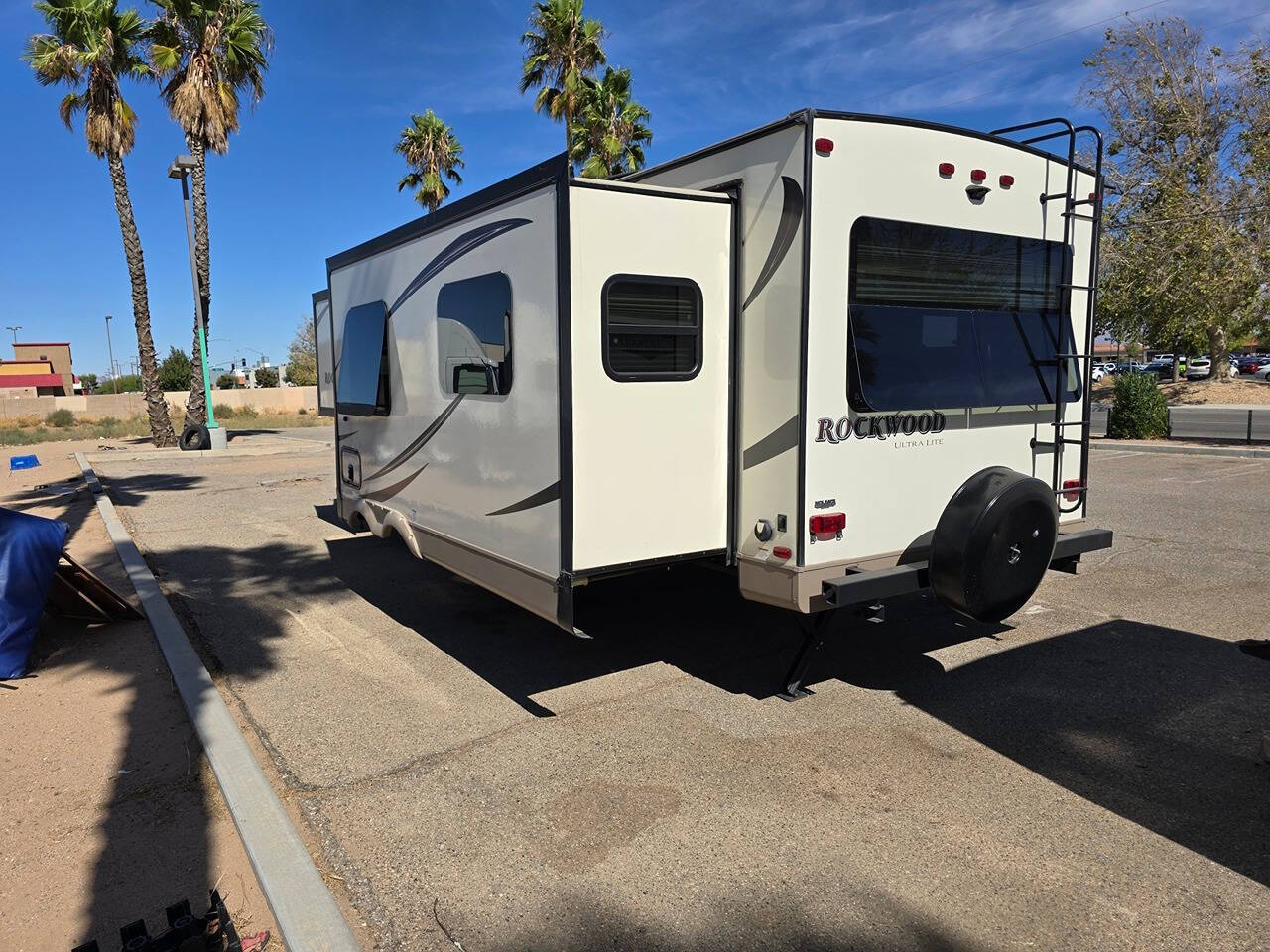 2016 Forest River Rockwood Ultra Lite for sale at DOUBLE DEUCE AUTO in Hesperia, CA