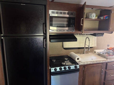2017 Keystone RV ultra-lite 250