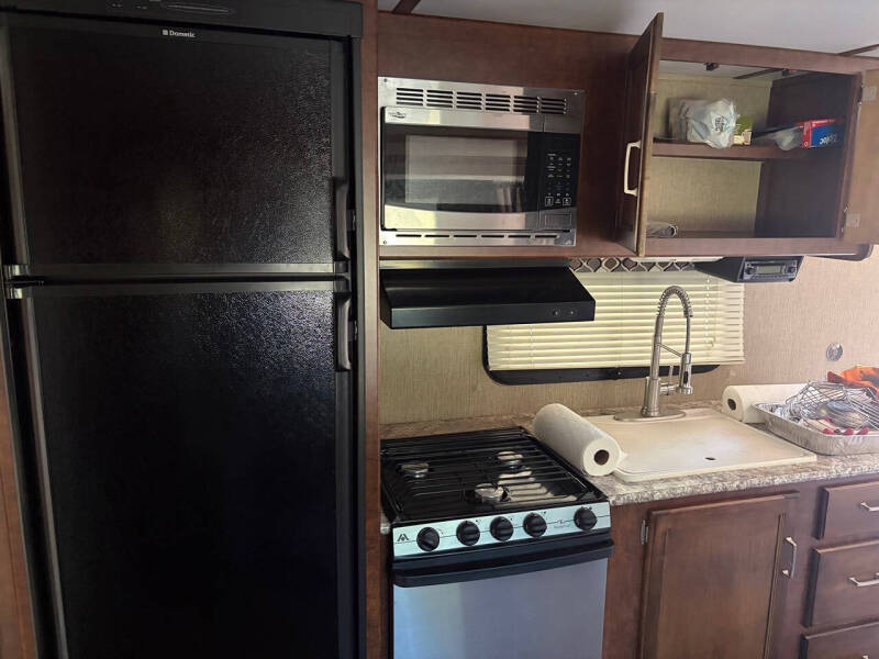 2017 Keystone RV ultra-lite 250