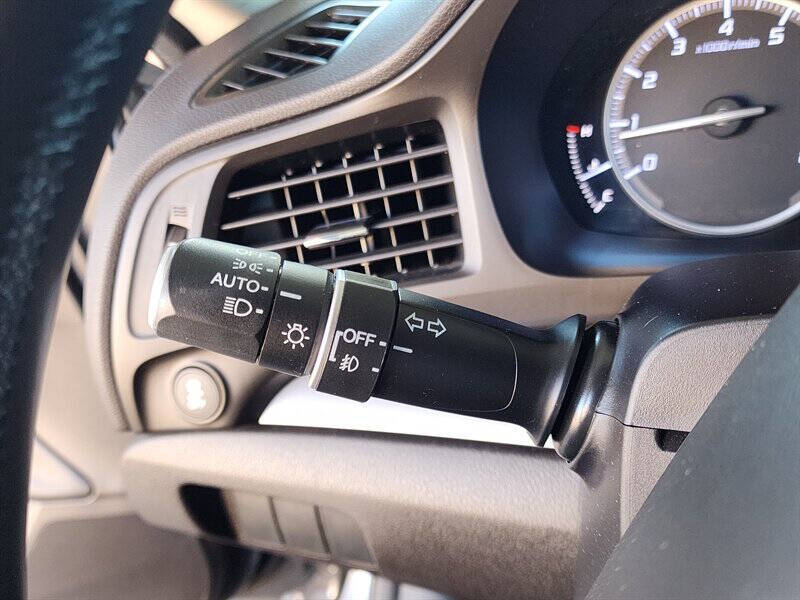 2014 Acura ILX 2.0L w/Tech