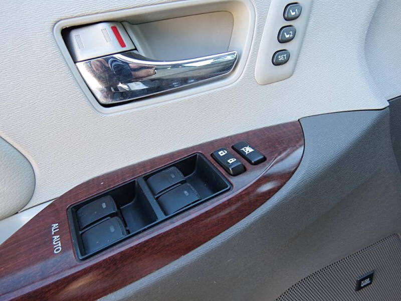 2013 Toyota Sienna Limited 7-Passenger