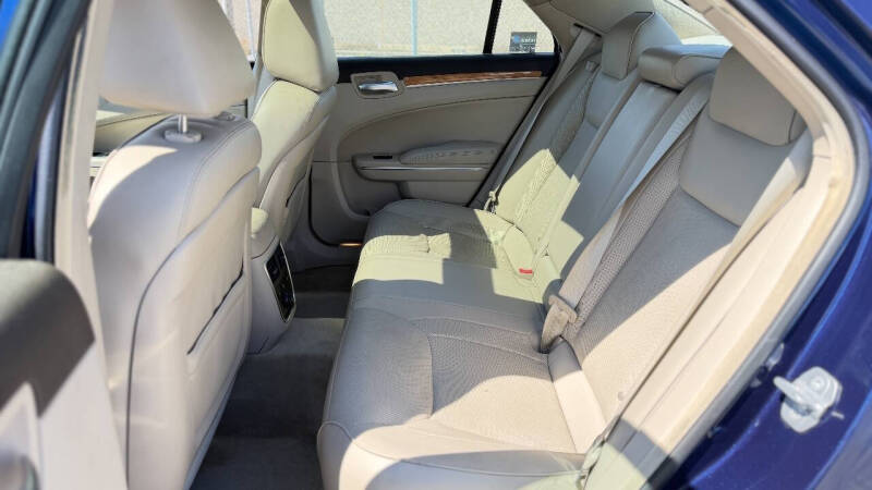 2014 Chrysler 300 C