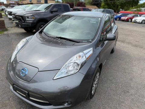 2015 Nissan LEAF S