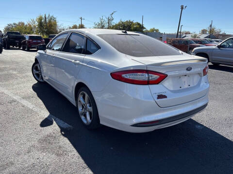 2015 Ford Fusion SE