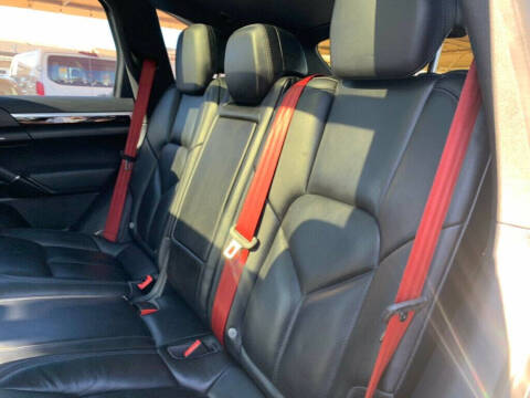 2017 Porsche Cayenne S