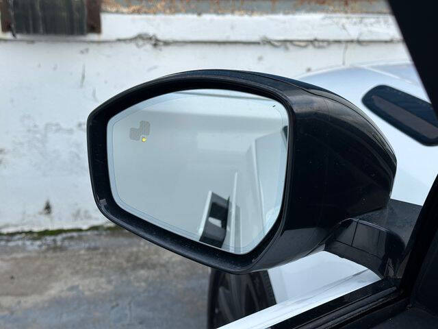 2019 Land Rover Range Rover Velar P340 R-Dynamic SE