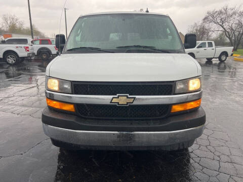 2017 Chevrolet Express LT 3500