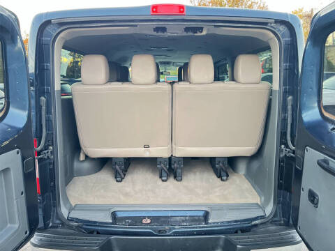 2016 Nissan NV 3500 HD SL