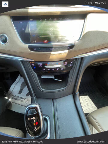 2018 Cadillac XT5 Platinum