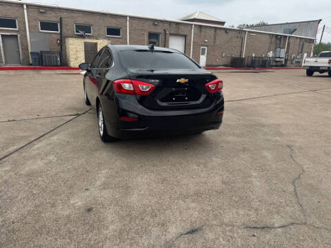 2017 Chevrolet Cruze LT Auto